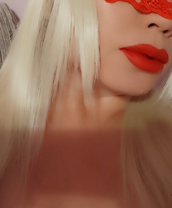 Со мной ты окунешься в мир страсти и наслаждения. Я опытная и умею доставлять настоящее удовольствие. Возможности, которые я предлагаю, просто впечатляют: классический секс, оральный секс, эротический массаж, стриптиз и многое другое. Мои фото говорят сами за себя – ты увидишь, насколько я сексуальна и соблазнительна. Взгляни на них и представь, какими дивными моментами мы сможем разделить друг с другом 💋
Отзывы моих довольных клиентов говорят о моей профессиональности и индивидуальном подходе. Живу я в самом сердце Москвы, так что не стесняйся, ловелас, и приходи ко мне – мы создадим незабываемые воспоминания вместе! 😉💕 13664, 37 лет