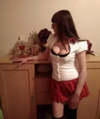 Позволь мне позаботиться о твоей нежности и страсти. Я здесь, чтобы предоставить тебе незабываемый опыт, похожий на сказку. В Москве я создам для нас уютную атмосферу, где мы сможем насладиться друг другом без ограничений. Мои услуги разнообразны, и я готова исполнить все твои самые сокровенные желания. У меня есть много положительных отзывов, которые подтверждают мою креативность и умение удовлетворить каждого моего гостя. Отправь мне сообщение, и я поделюсь с тобой своими фото, чтобы ты увидел, насколько я прекрасна. Не упусти возможность повстречаться со мной и провести время, о котором ты всегда мечтал. Жду тебя, мой сладкий! 💋😘 9035, 28 лет